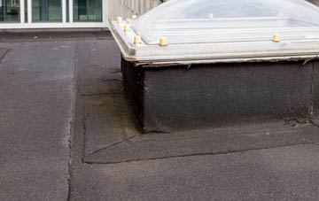 disadvantages of Gravels flat roofs